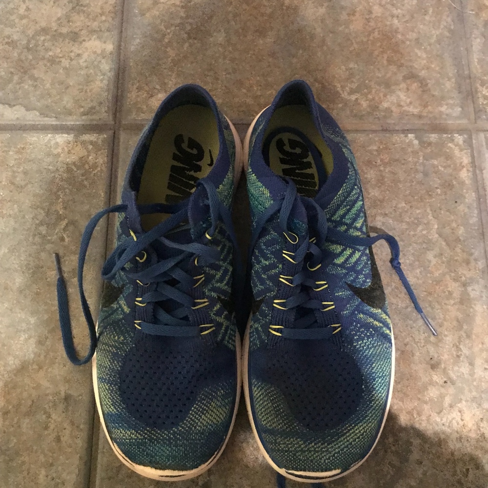 Nike Performance Womens Running Sneakers
